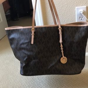 Michael Kors Jet Set tote